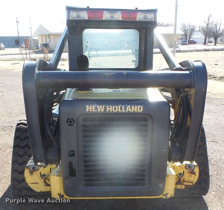 image for item DH4808 2007 New Holland C185 skid steer