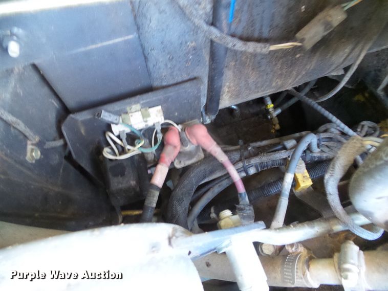 image for item DH4808 2007 New Holland C185 skid steer