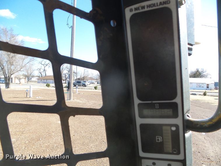 image for item DH4808 2007 New Holland C185 skid steer