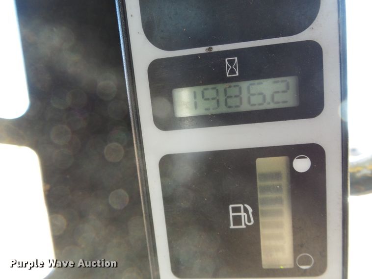 image for item DH4808 2007 New Holland C185 skid steer