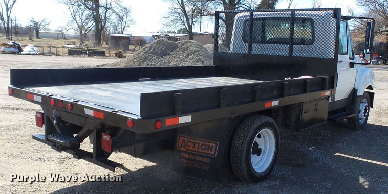 image for item DH7840 2012 International TerraStar flatbed truck