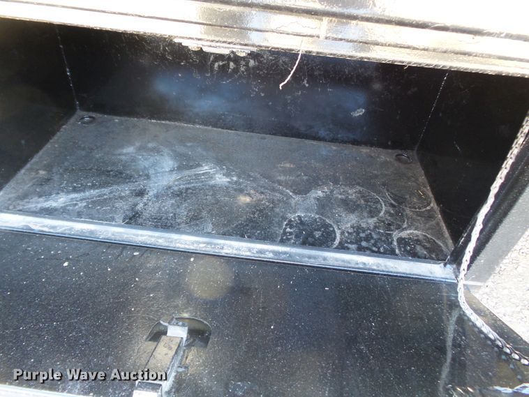 image for item DH7840 2012 International TerraStar flatbed truck