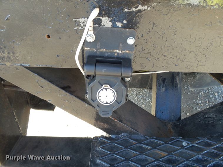 image for item DH7840 2012 International TerraStar flatbed truck