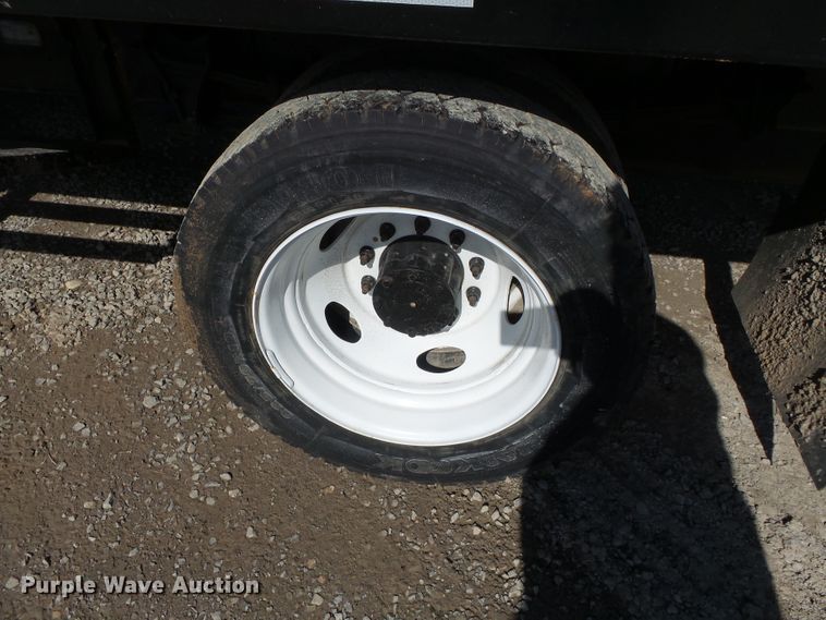 image for item DH7840 2012 International TerraStar flatbed truck