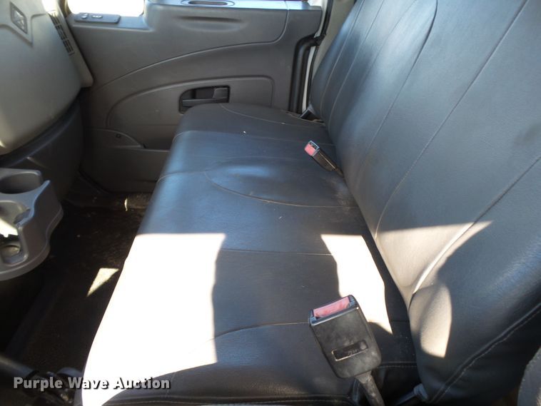 image for item DH7840 2012 International TerraStar flatbed truck