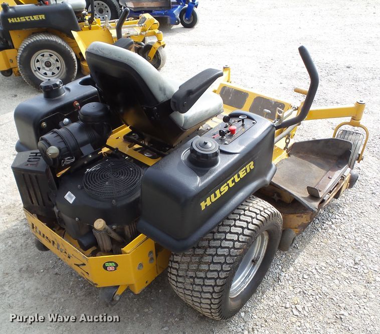 image for item EM9918 2007 Hustler Hustler Z 927772B ZTR lawn mower