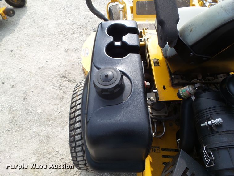 image for item EM9918 2007 Hustler Hustler Z 927772B ZTR lawn mower