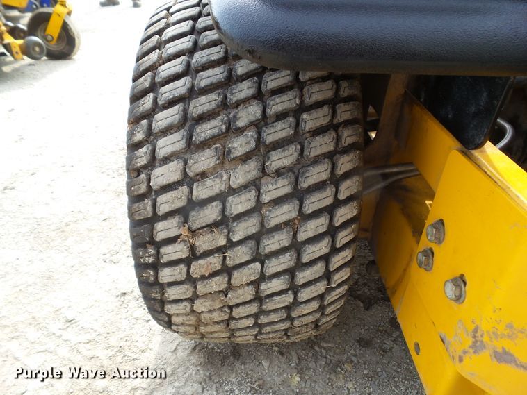 image for item EM9918 2007 Hustler Hustler Z 927772B ZTR lawn mower