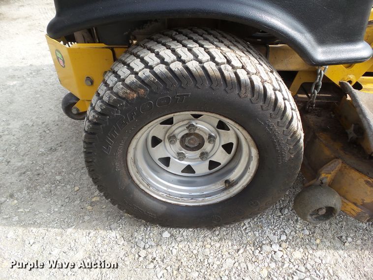 image for item EM9918 2007 Hustler Hustler Z 927772B ZTR lawn mower