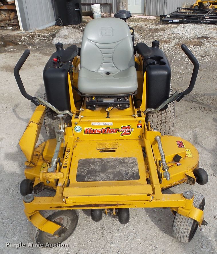 image for item EM9919 2006 Hustler Mini Z 927236 ZTR lawn mower