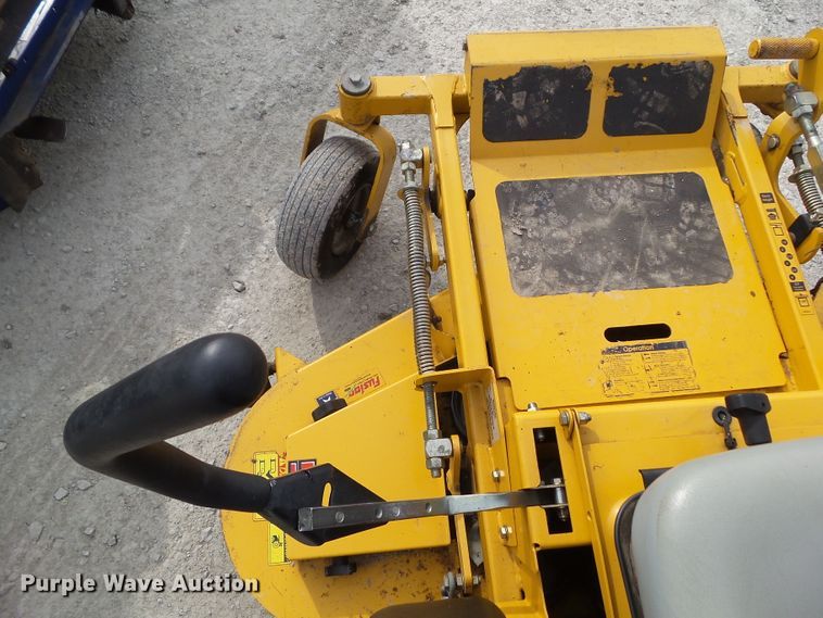 image for item EM9919 2006 Hustler Mini Z 927236 ZTR lawn mower