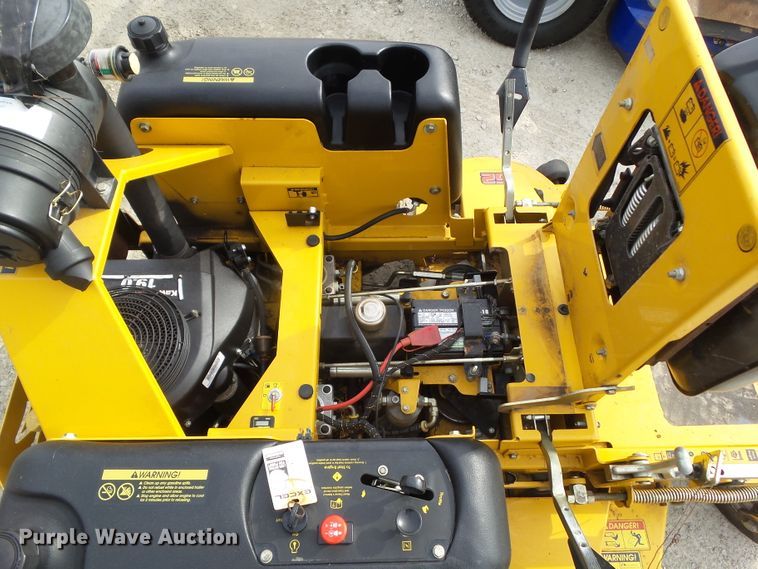 image for item EM9919 2006 Hustler Mini Z 927236 ZTR lawn mower