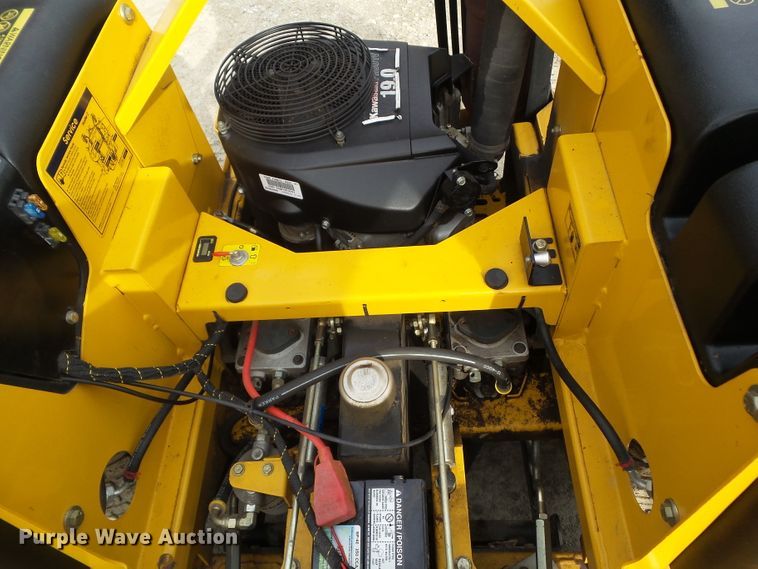 image for item EM9919 2006 Hustler Mini Z 927236 ZTR lawn mower