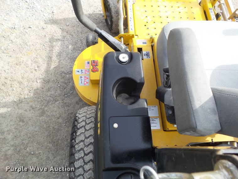 image for item EM9920 2014 Hustler FasTrak 932822 ZTR lawn mower