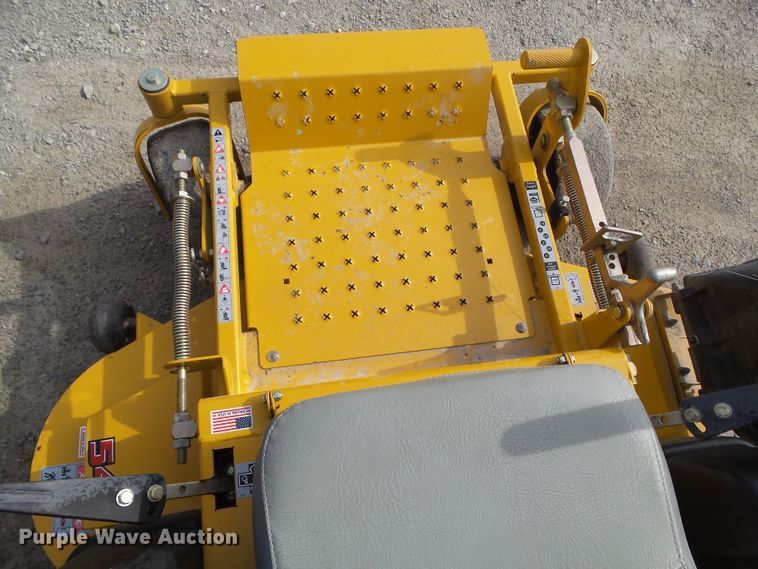 image for item EM9920 2014 Hustler FasTrak 932822 ZTR lawn mower