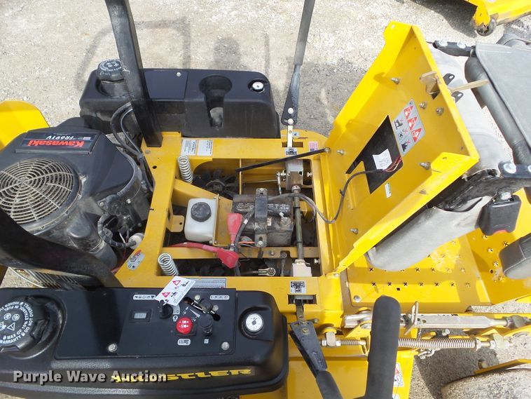 image for item EM9920 2014 Hustler FasTrak 932822 ZTR lawn mower