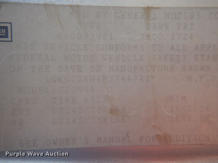 image for item ER9940 1993 GMC Suburban 2500 SUV