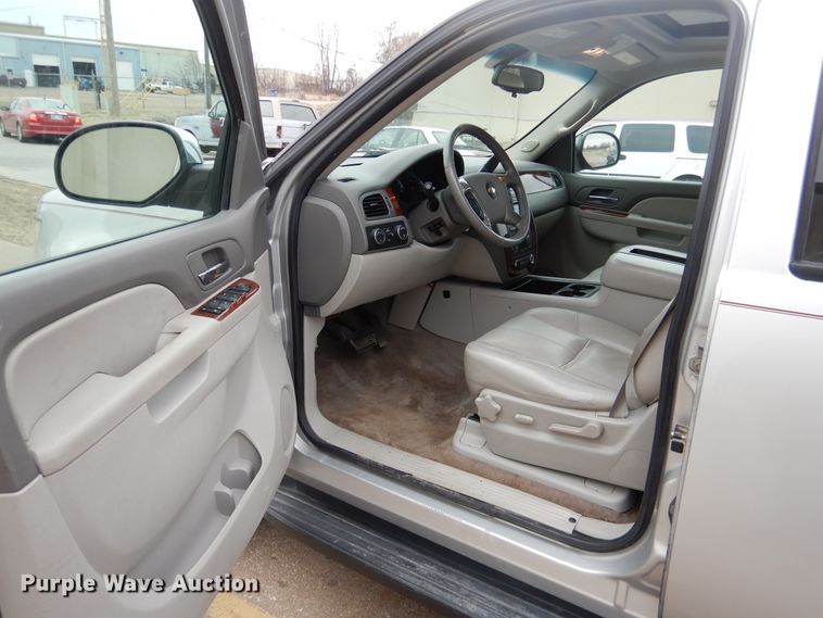 image for item ES9518 2011 Chevrolet Tahoe LT SUV