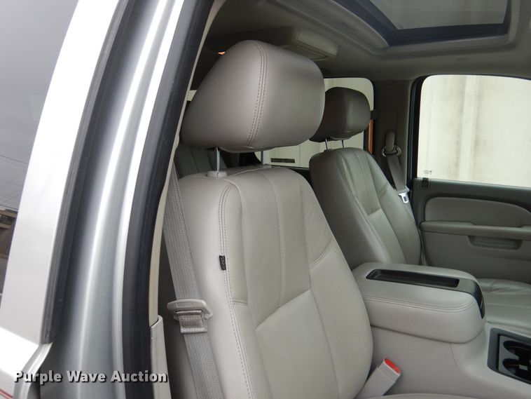 image for item ES9518 2011 Chevrolet Tahoe LT SUV