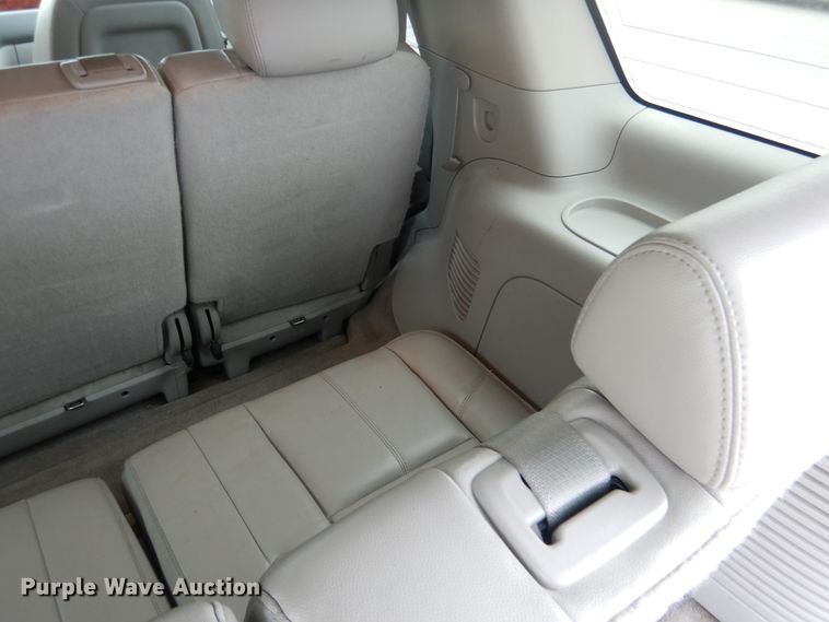 image for item ES9518 2011 Chevrolet Tahoe LT SUV