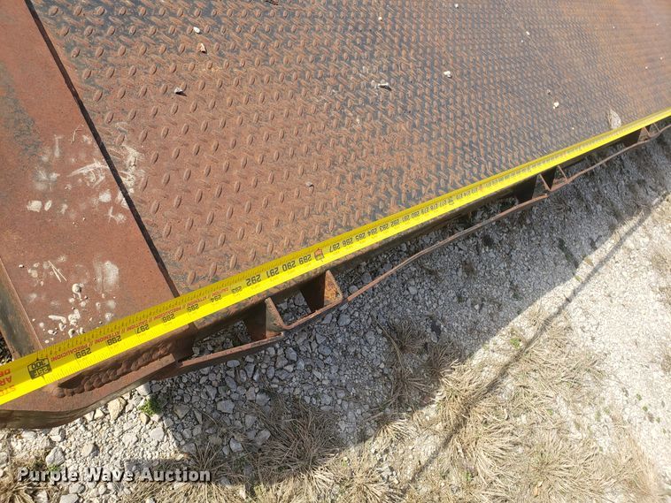 image for item EZ9073 Ox Bodies Inc. flatbed