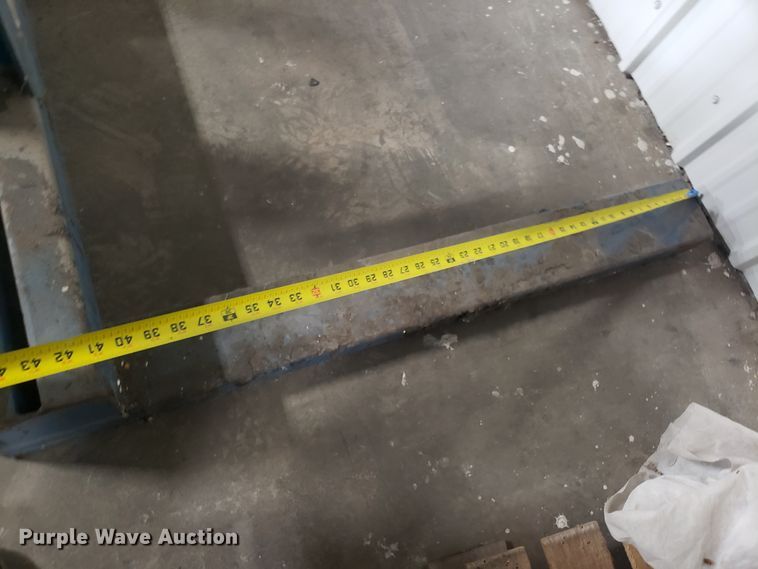 image for item EZ9074 RGC crane forks