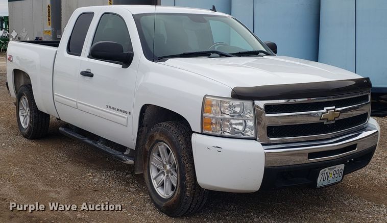 image for item EZ9078 2009 Chevrolet Silverado 1500 Ext. Cab pickup truck
