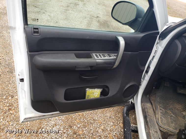 image for item EZ9078 2009 Chevrolet Silverado 1500 Ext. Cab pickup truck