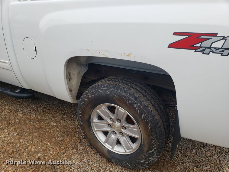image for item EZ9078 2009 Chevrolet Silverado 1500 Ext. Cab pickup truck