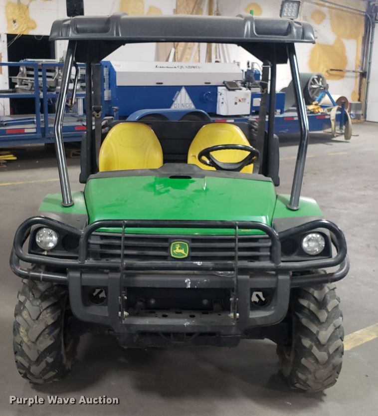 image for item EZ9084 John Deere Gator 825i utility vehicle