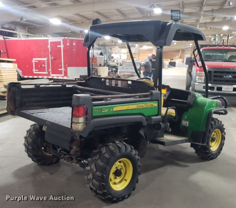 image for item EZ9084 John Deere Gator 825i utility vehicle
