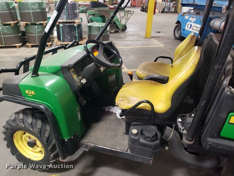 image for item EZ9084 John Deere Gator 825i utility vehicle