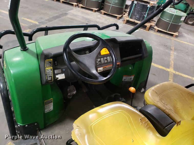 image for item EZ9084 John Deere Gator 825i utility vehicle