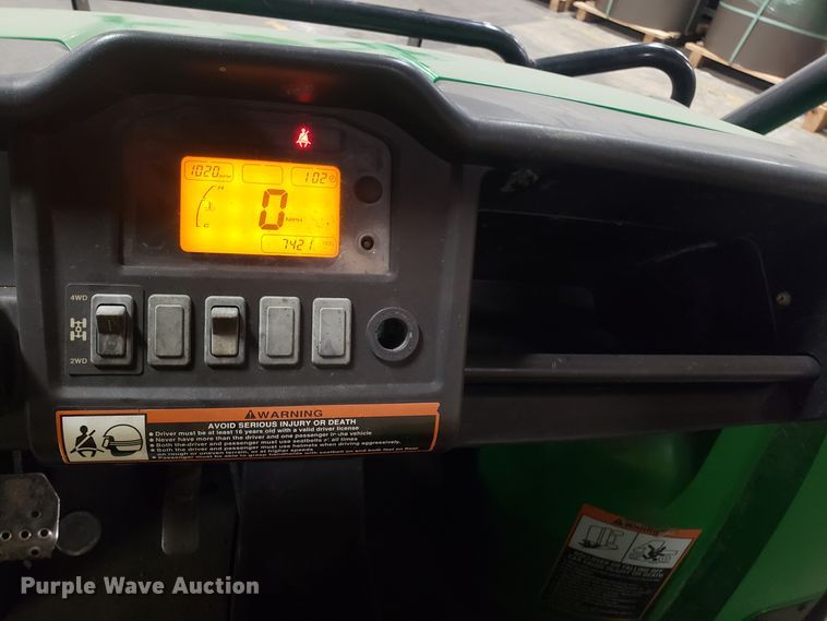 image for item EZ9084 John Deere Gator 825i utility vehicle