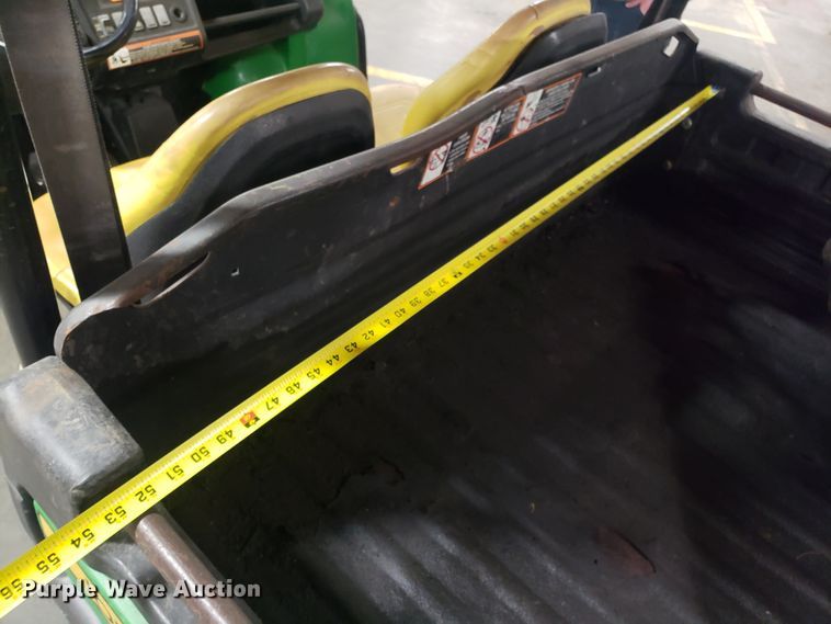 image for item EZ9084 John Deere Gator 825i utility vehicle