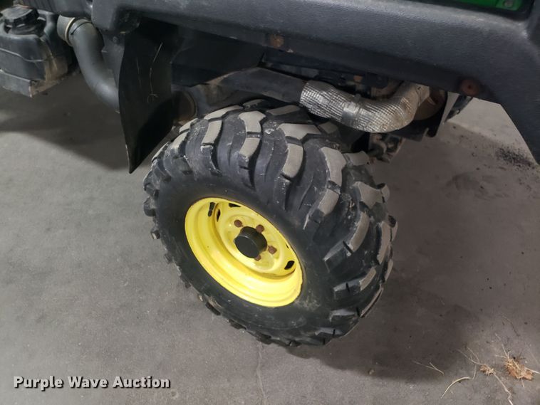 image for item EZ9084 John Deere Gator 825i utility vehicle