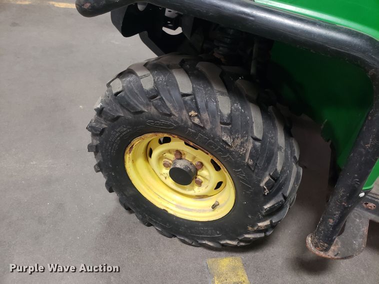 image for item EZ9084 John Deere Gator 825i utility vehicle