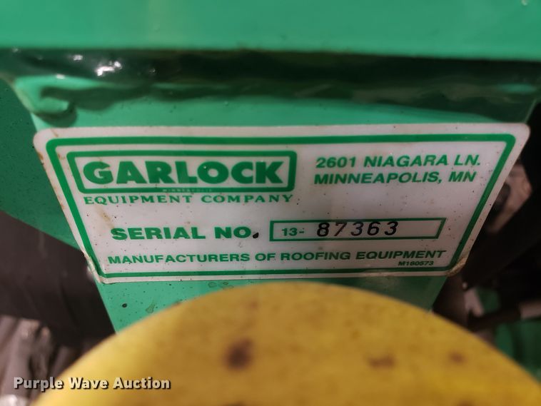 image for item EZ9089 Garlock 2120 Commander airless sprayer