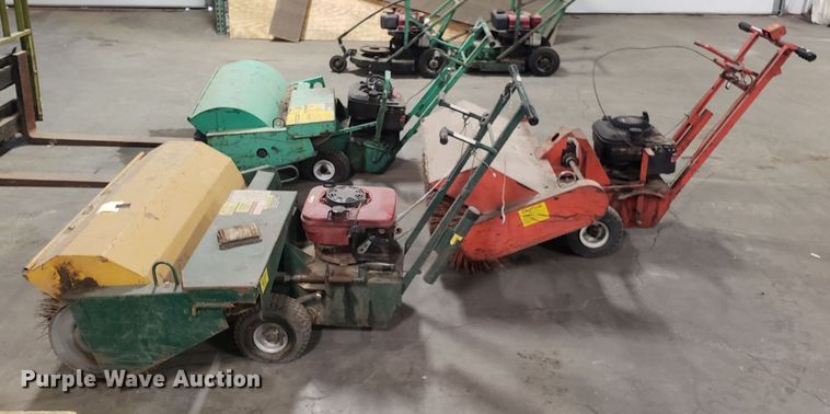 image for item EZ9090 (3) brooms