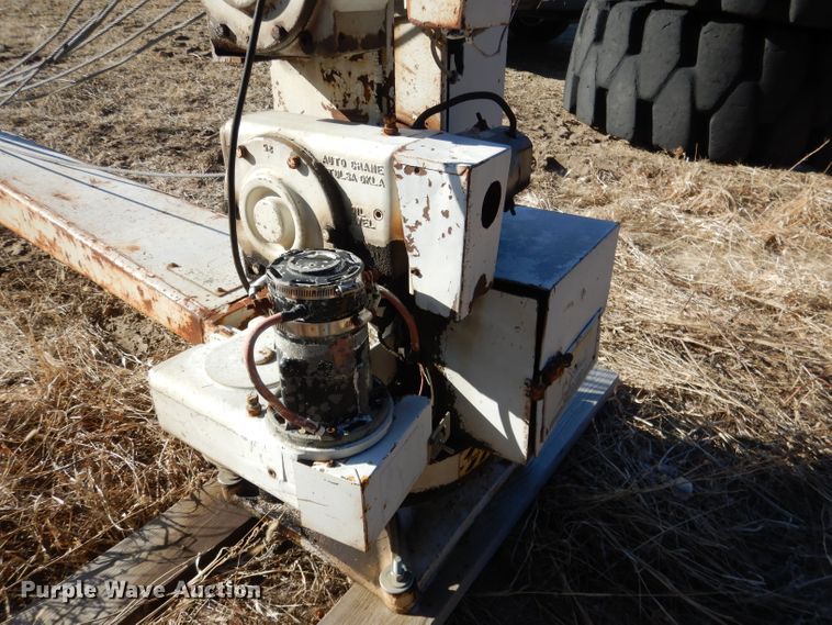 image for item FA9333 Auto Crane 6006 crane