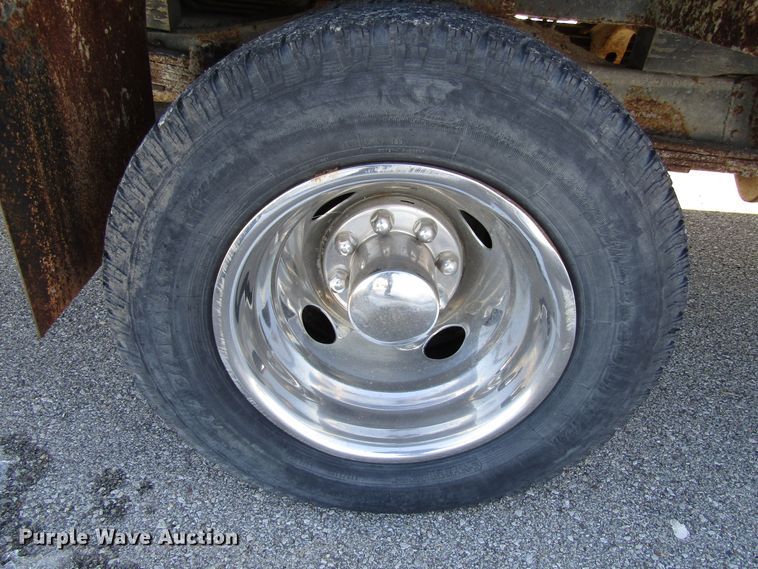 image for item FD9371 2002 GMC Savana G3500 box truck