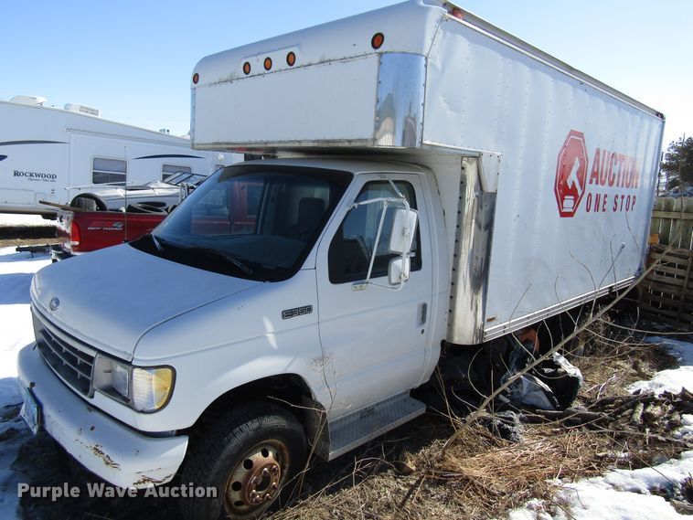image for item FD9373 1994 Ford Econoline E350 box truck