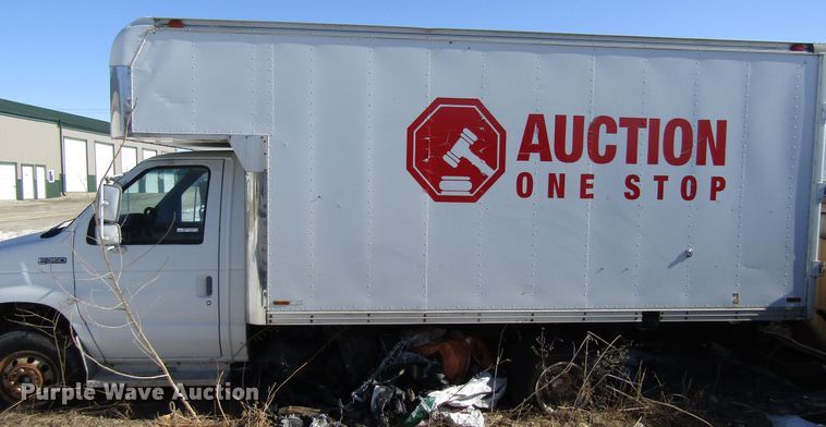 image for item FD9373 1994 Ford Econoline E350 box truck