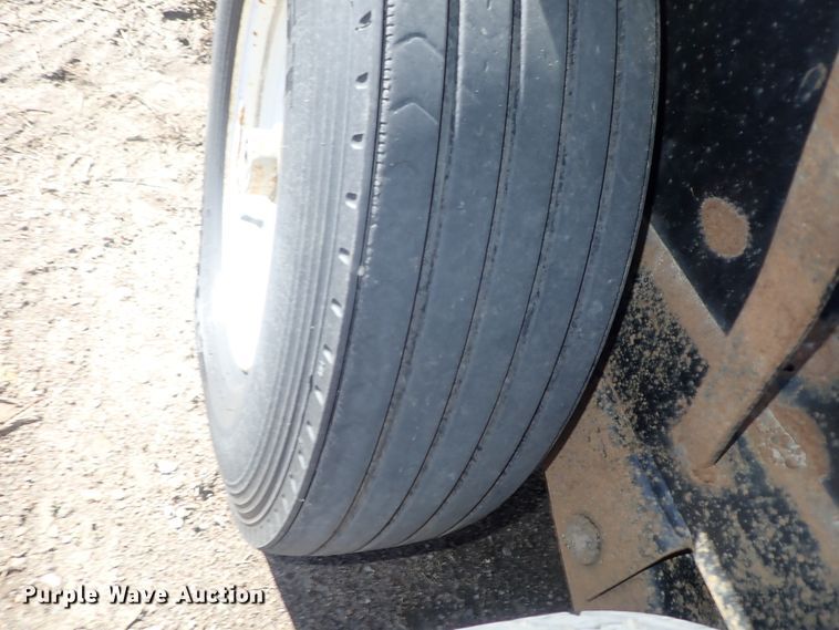 image for item FF9477 2011 Buck Dandy utility trailer