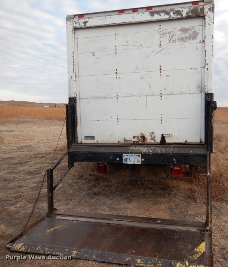 image for item FG9997 1997 Ford E350 box truck