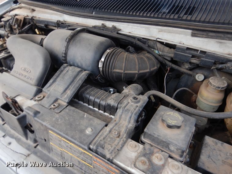 image for item FG9997 1997 Ford E350 box truck