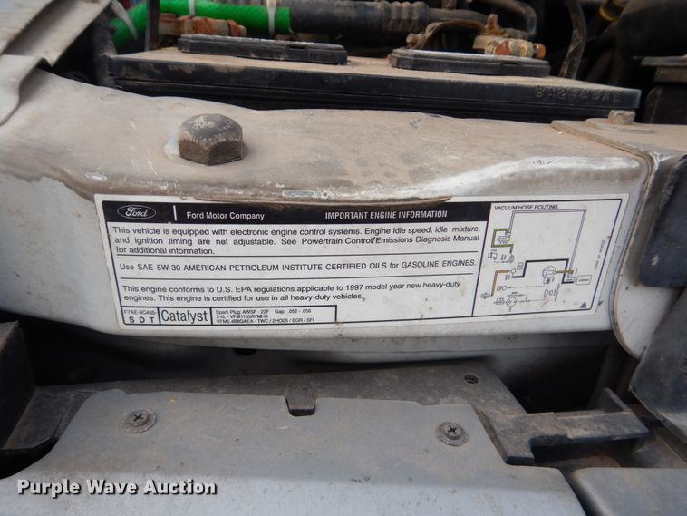 image for item FG9997 1997 Ford E350 box truck