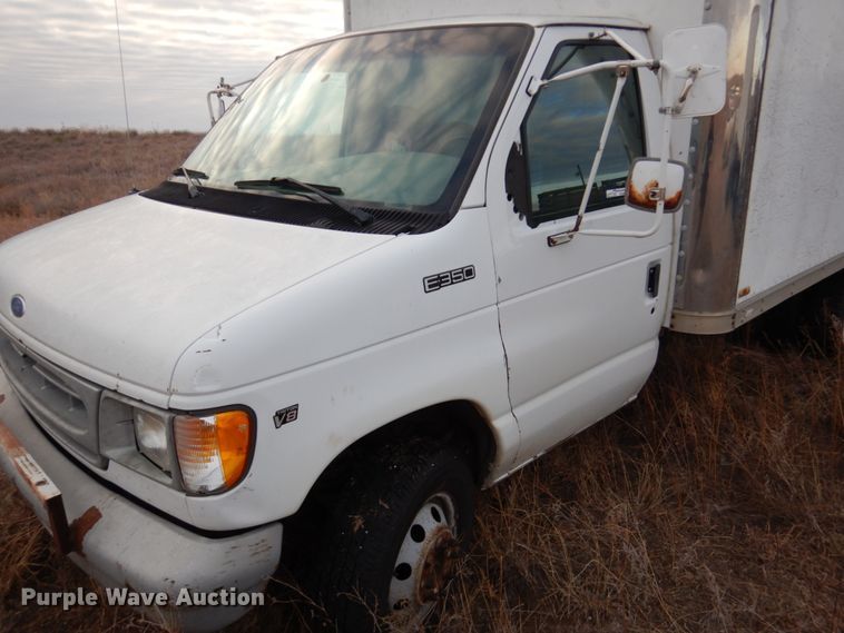 image for item FG9997 1997 Ford E350 box truck