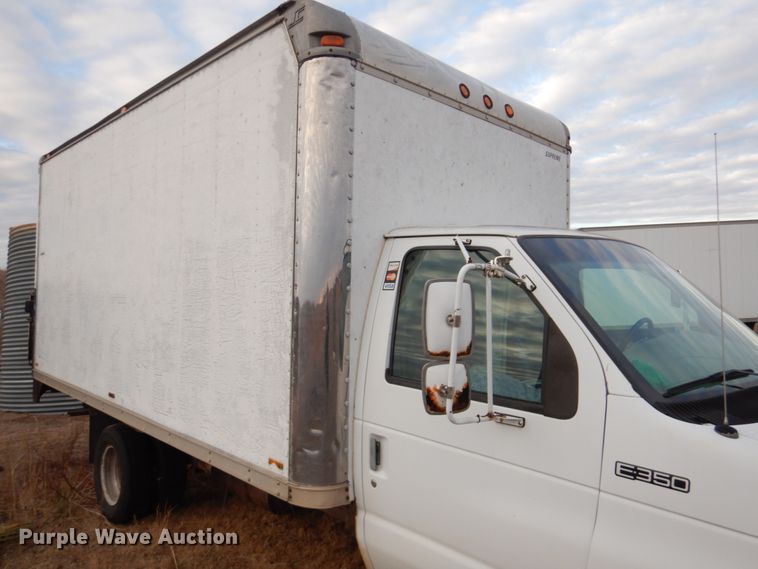 image for item FG9997 1997 Ford E350 box truck