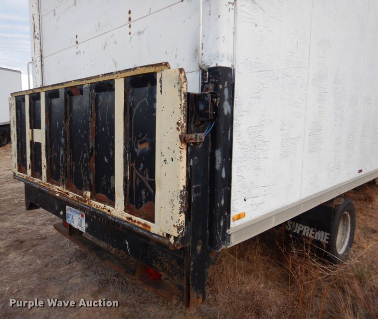 image for item FG9997 1997 Ford E350 box truck